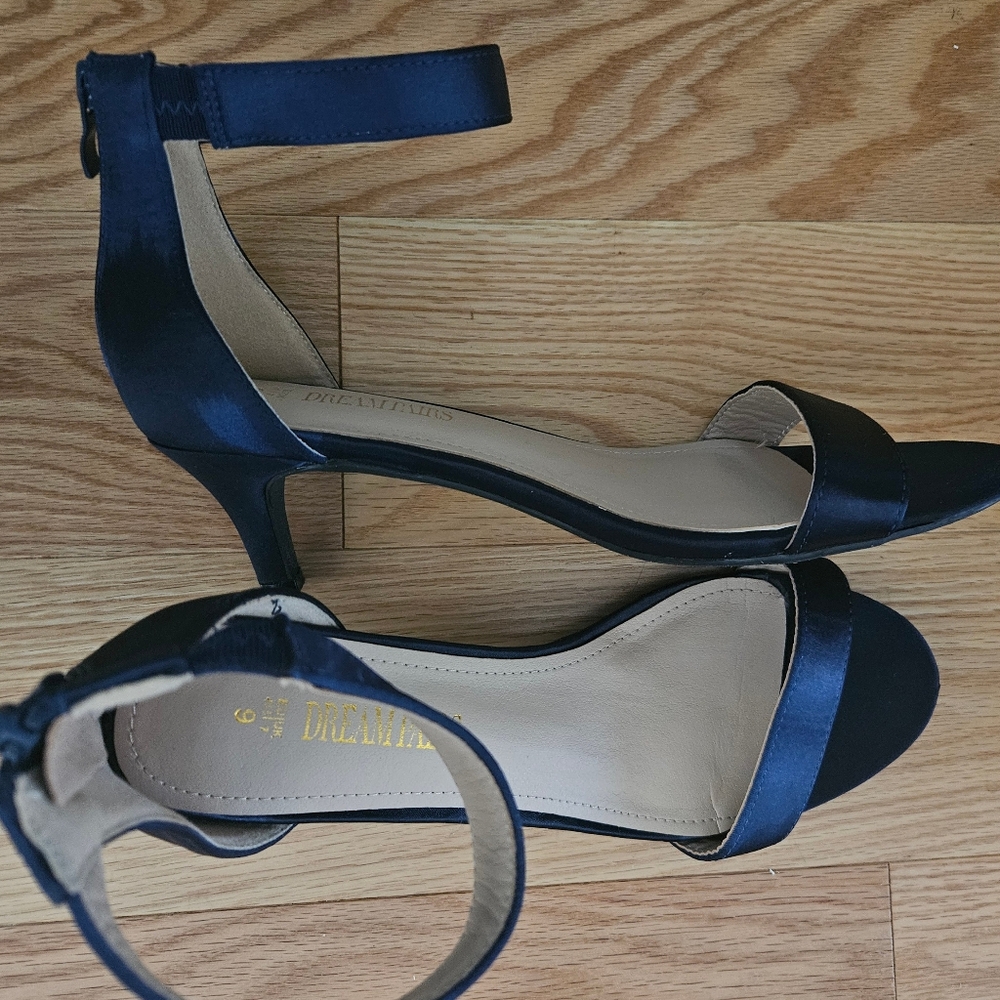 Dream Pairs Midnight Blue Satin Heels